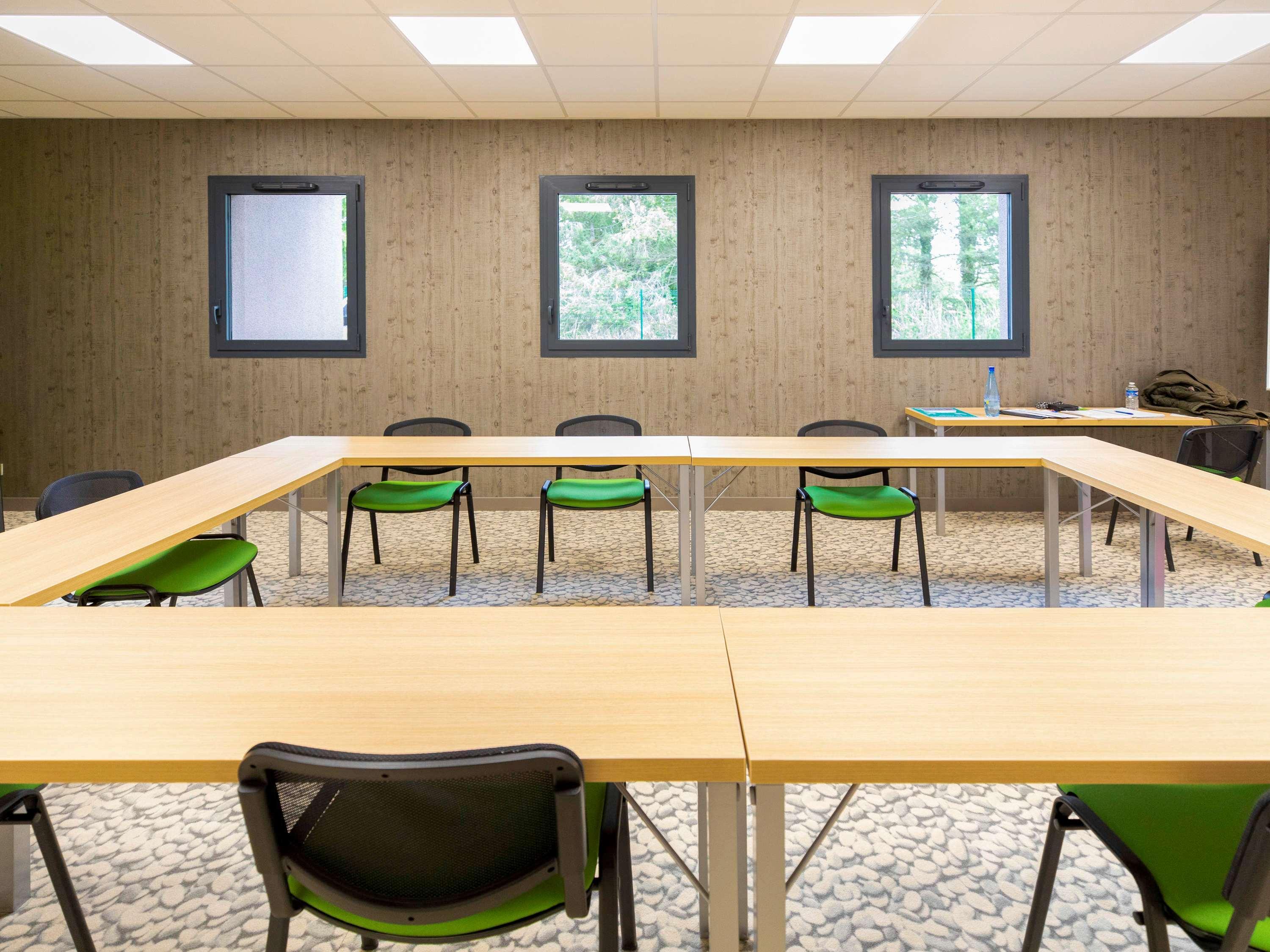 Ibis Styles Contres-Cheverny Le Controis-en-Sologne Exterior foto