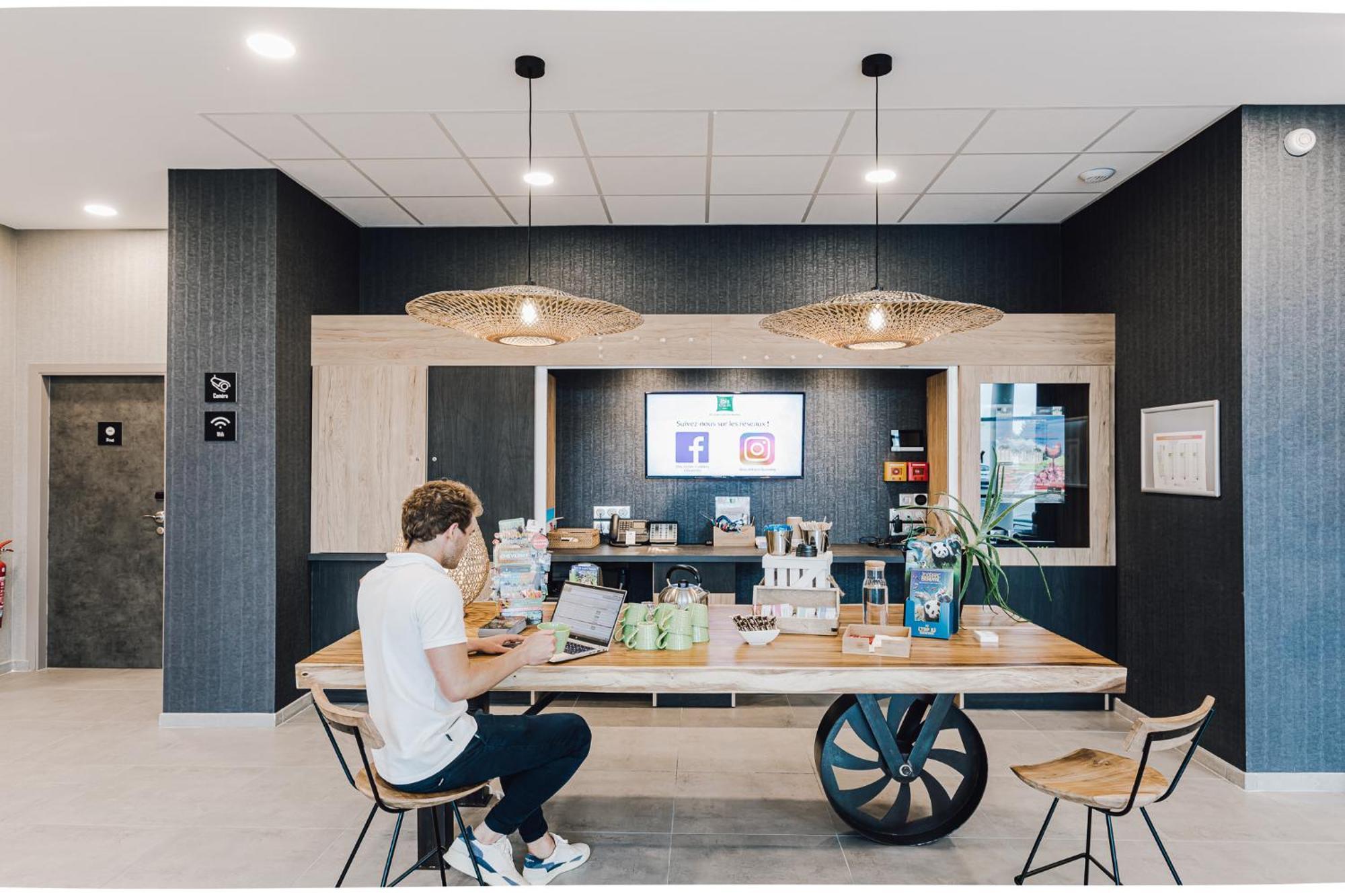 Ibis Styles Contres-Cheverny Le Controis-en-Sologne Exterior foto